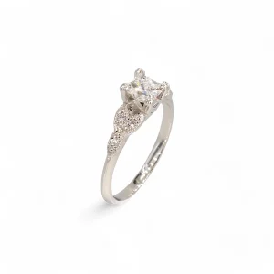 Platinum princess Diamond Shoulder Set Ring