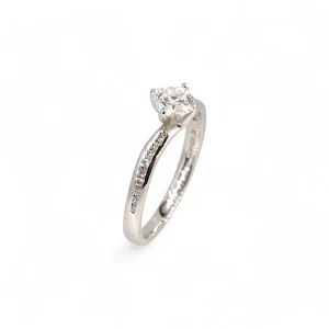 platinum diamond 0.30ct twist design