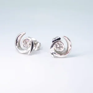 18ct white gold swirl design earrings