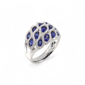 18ct white gold sapphire and diamond exquisite design