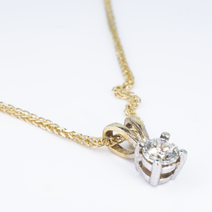 9ct yellow gold 0.40ct four claw set pendant