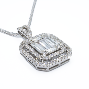 18ct white gold baguette and round diamond pendant