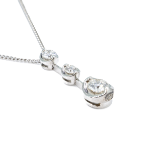 18ct white gold bar set three stone drop diamond pendant
