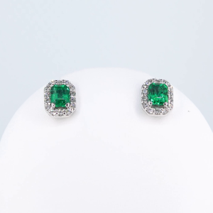 18ct white gold 0.28ct emerald and diamond earrings