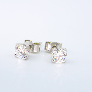 9ct White Gold 0.56ct Lab Grown Studs