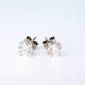 9ct White Gold 1.72ct Lab Grown Studs