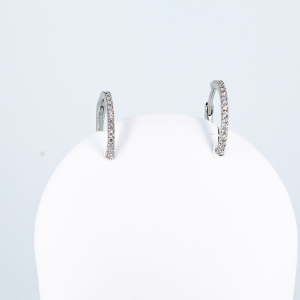 18ct white gold 0.14ct hoop