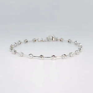 18ct white gold bar set diamond bracelet