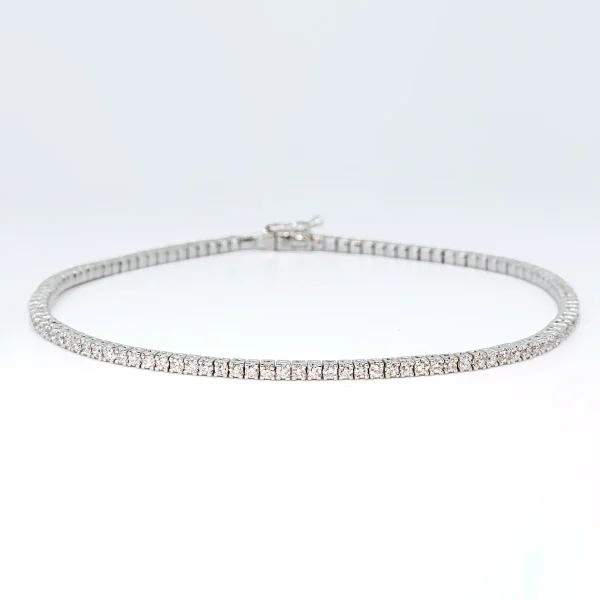 18ct white gold 1.03ct diamond tennis bracelet - Image 2