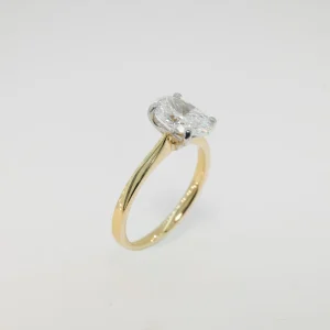 18ct yellow gold oval diamond solitaire 1.07ct